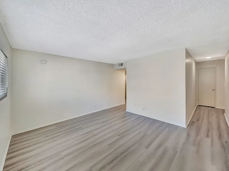 10634 Holman Ave #3-2 — Photo 39
