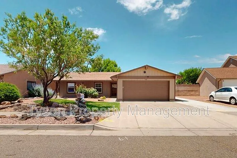 509 Tassy Ct SE