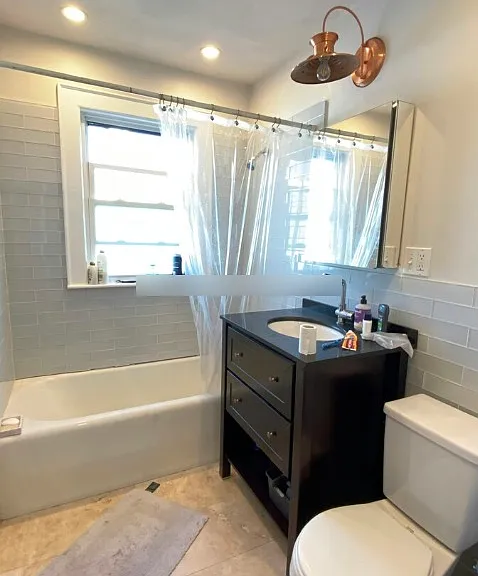 14 Renfrew St #2 — Photo 3