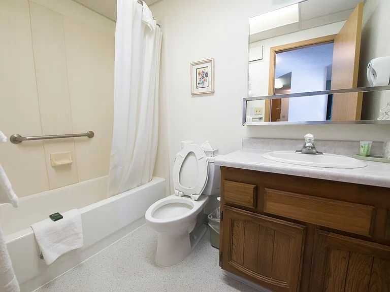 410 Wedgewood Dr #1-12 — Photo 5