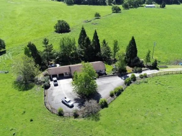 8245 Tiller Trail Hwy, Canyonville, OR 97417