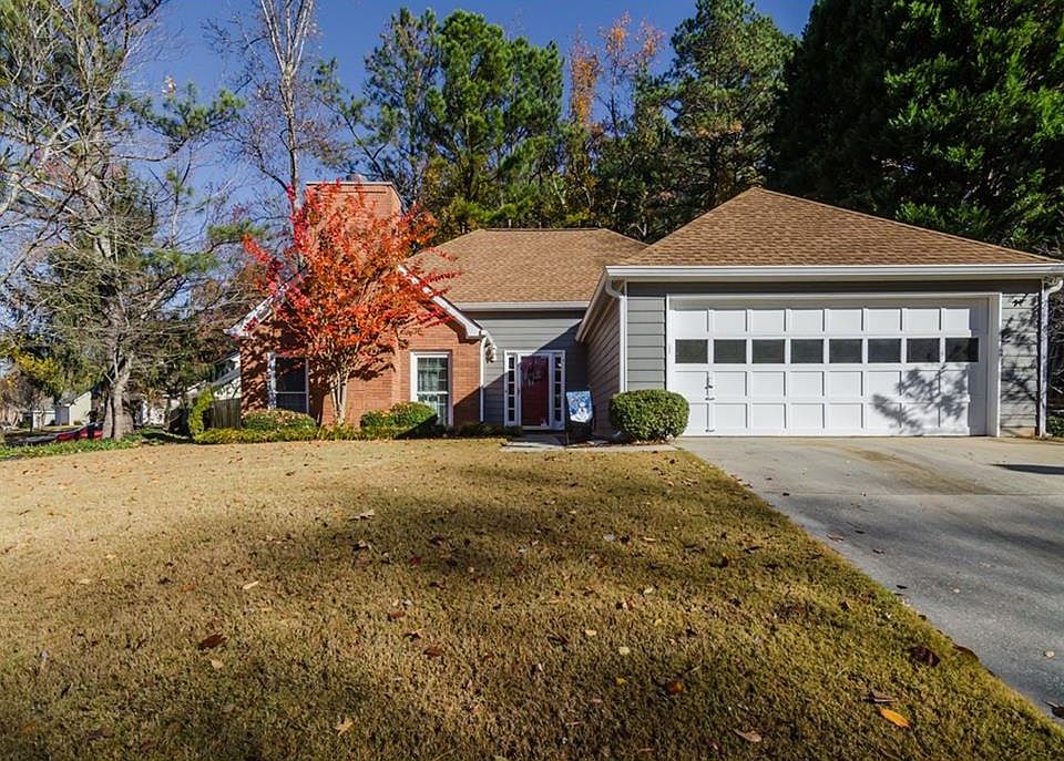 1st image of 1075 Hunters Creek Ct