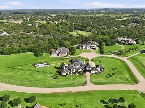 811 Noble Champions Way, Bartonville, TX 76226