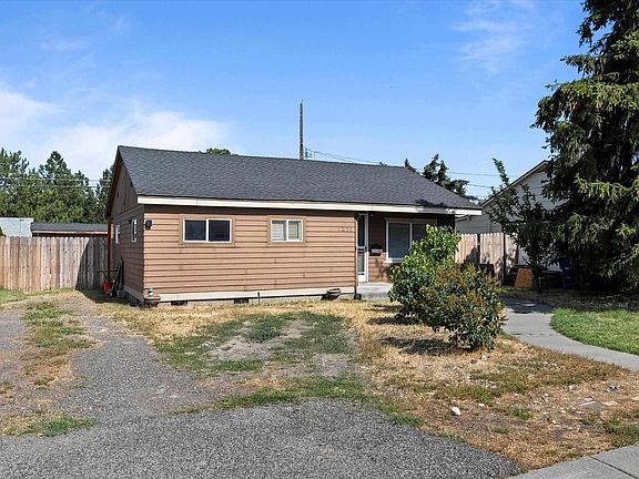 3rd image of 620 Smith Ave