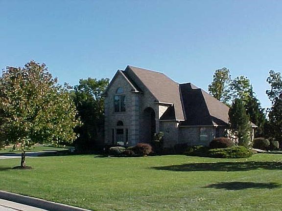 2nd image of 75 Oakbridge Park
