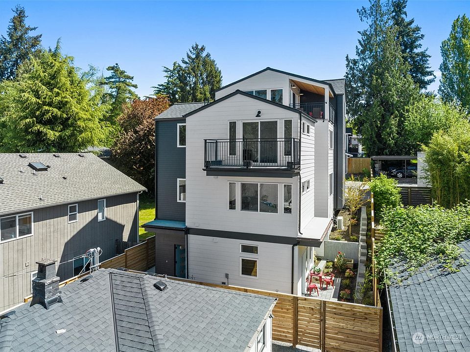 1st image of 8510 1st Avenue NE