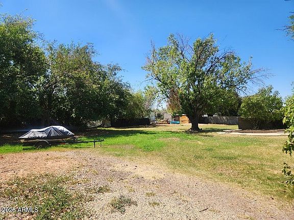 5th image of 853 W STANFORD Avenue