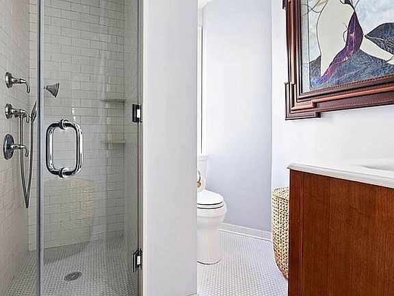 4th image of 340 W 11th St #3WF
