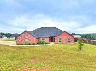 5740 Dogwood Dr, Guthrie, OK 73044