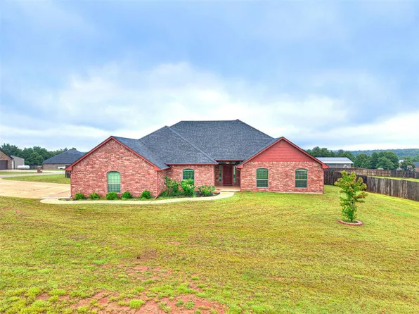 5740 Dogwood Dr, Guthrie, OK 73044