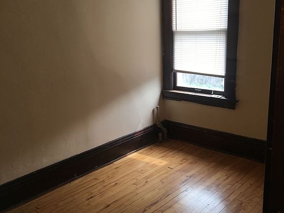 4th image of 1552 Edmund Ave #5055787