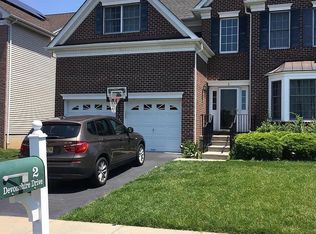 2 Devonshire Dr, Princeton, NJ 08540