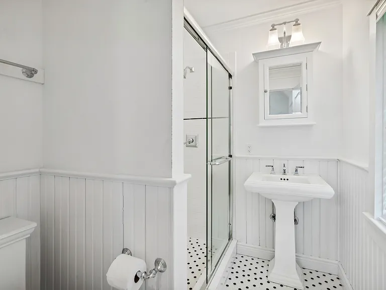 29 South St — Photo 31