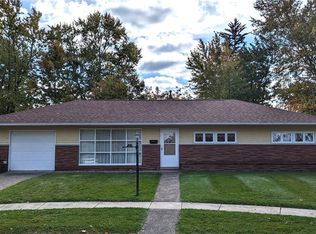 101 Catherine Ln, Alliance, OH 44601