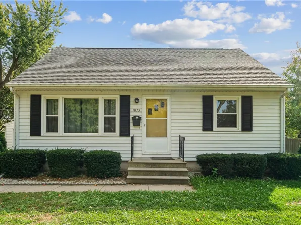 1875 Douglas Ct, Marion, IA 52302