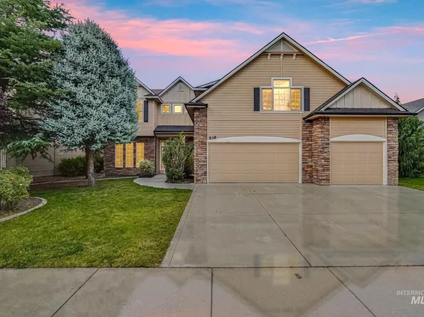 538 E Halpin Dr, Meridian, ID 83646