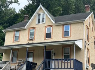 22 S Brandywine Ave, Coatesville, PA 19320