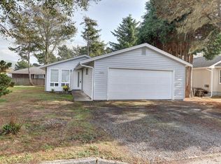 1643 S Edgewood St, Seaside, OR