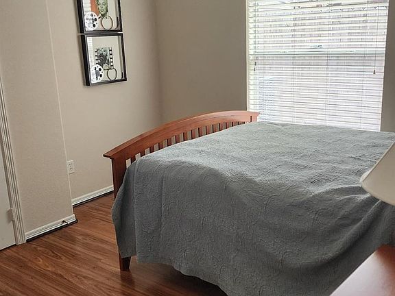 5th image of 13906 Normandy Ct