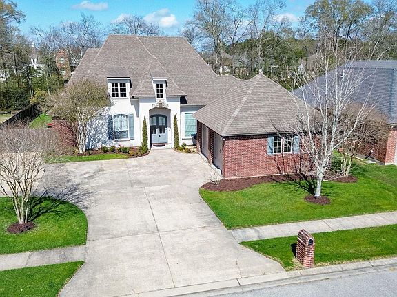 2nd image of 502 Queensberry Dr