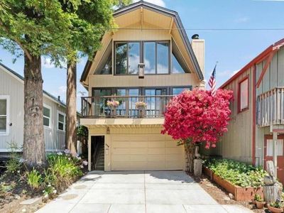 208 Brook Ave, Santa Cruz, CA, 95062