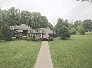 7090 W May Rd, Bloomington, IN 47403