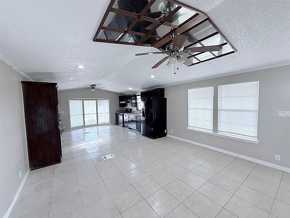 3rd image of 9027 Puritan Way #524