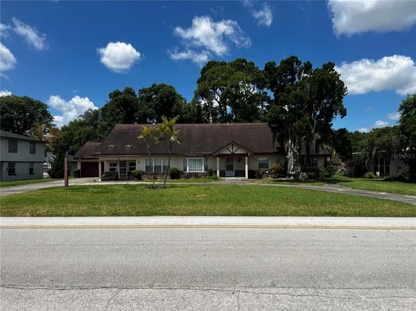 1450 W Lake Cannon Dr NW, Winter Haven, FL 33881