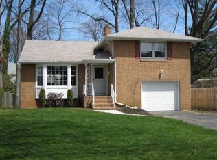 104 Gallows Hill Rd, Cranford, NJ 07016