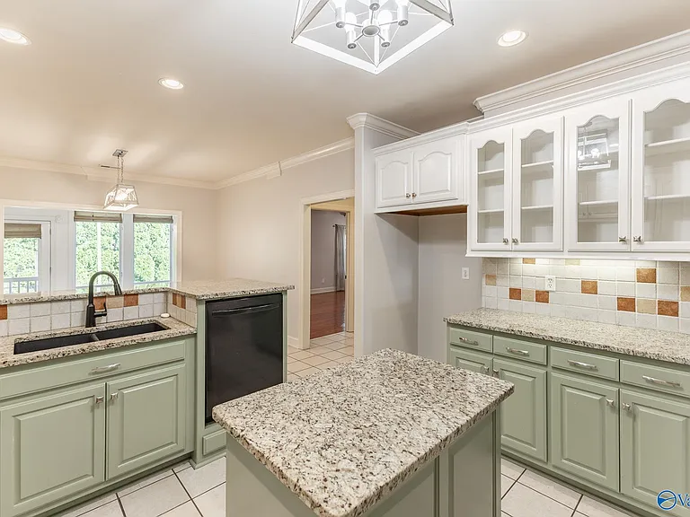 125 Monument Ln — Photo 6