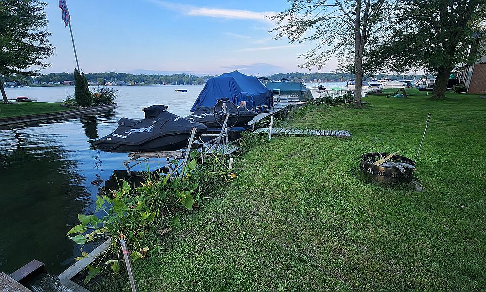 7032 Walnut Hill Rd, Manitou Beach, MI 49253 Zillow