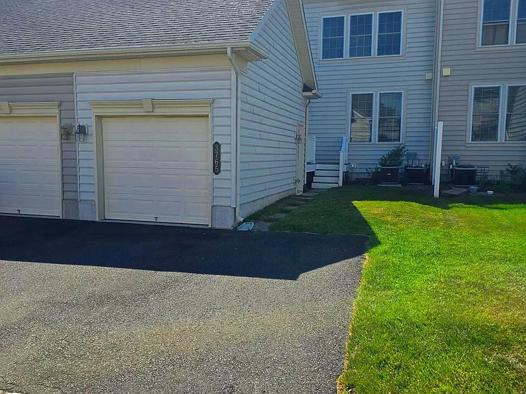 3765 William Daves Rd — Photo 31