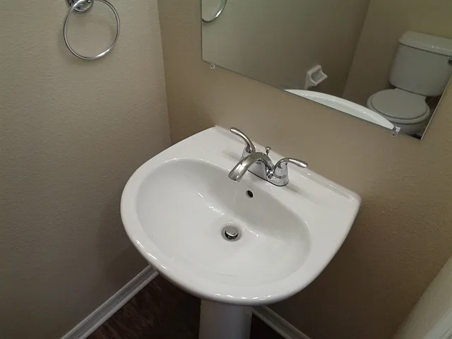 15403 Quail Woods Pl — Photo 14