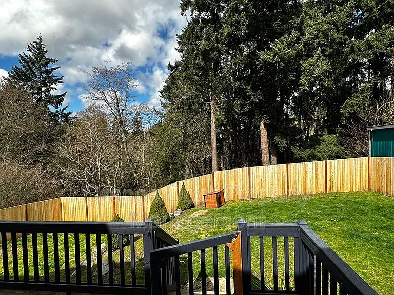 55 Hylebos Ave — Photo 28
