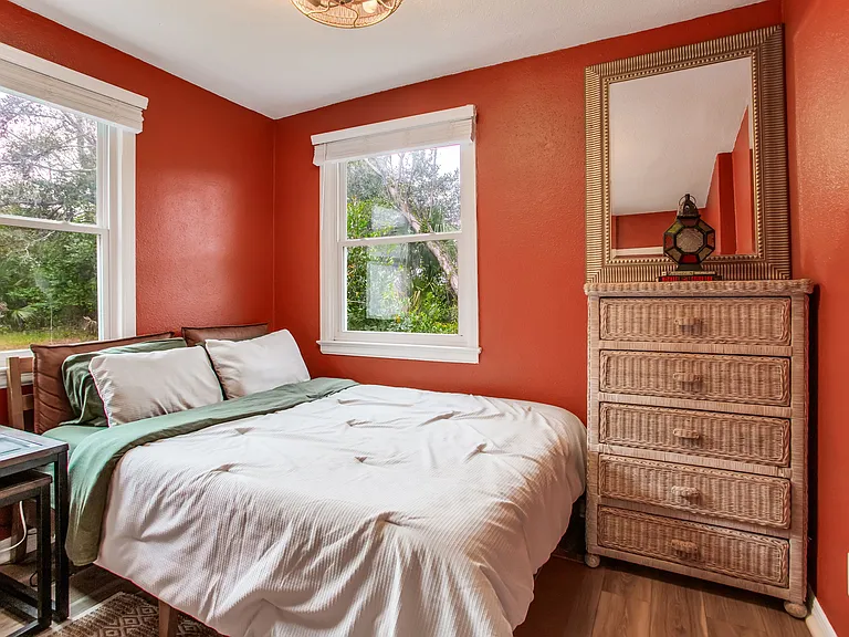 102 Alba Plena St — Photo 25