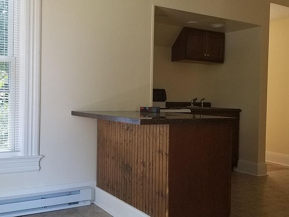 3rd image of 3695 Briarhill St