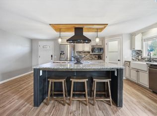 912 Cottonwood Dr, Richland, WA 99352