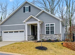 2433 Albemarle Ct, Winston Salem, NC 27106