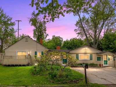 29810 W Twelve Mile Rd, Farmington Hills, MI, 48334
