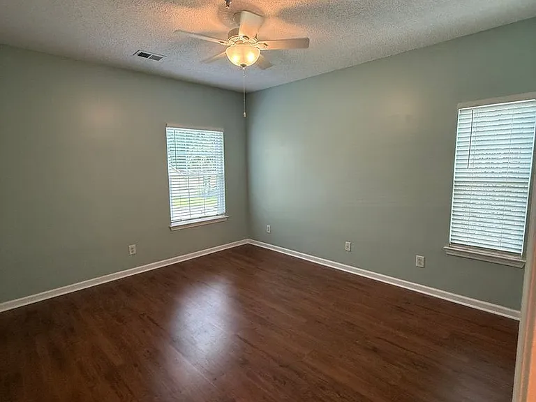 9201 Walden Park Dr — Photo 27