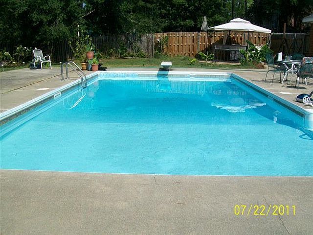 2nd image of 896 Hunting Horn Way E
