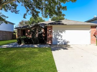 819 Hontley Dr, Arlington, TX 76001