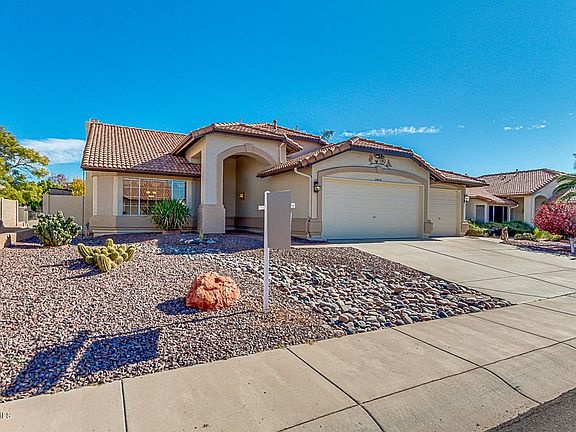 03110th Landscaped