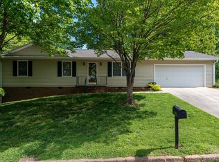 120 Clark St, Morganton, NC 28655