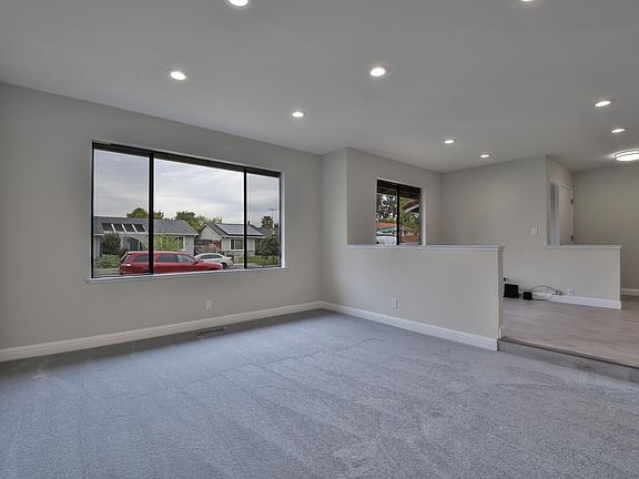 5th image of 3778 Caravella Dr