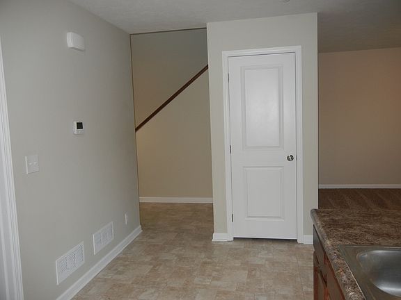 5th image of 2109 W Kostal Ct