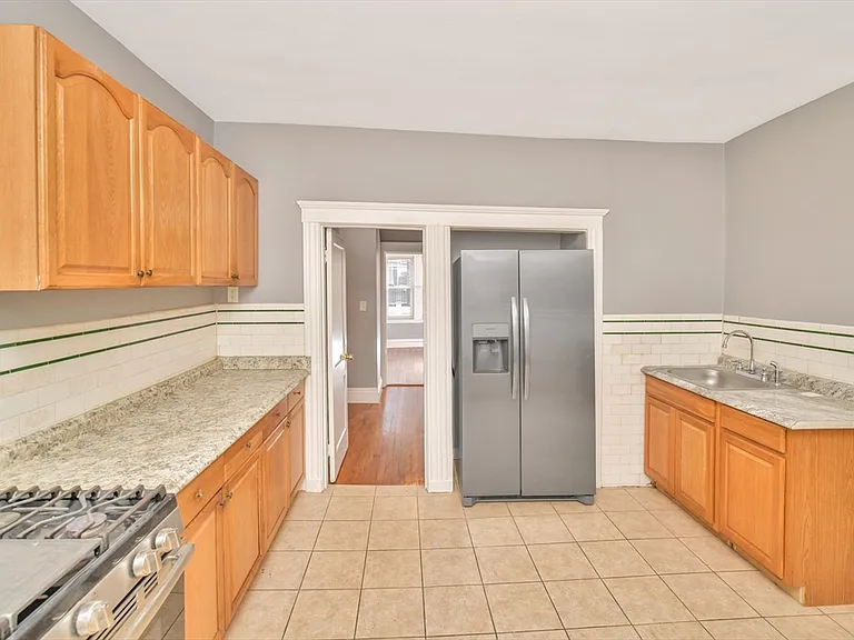 146 Homestead St #- — Photo 11