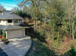 1134 Meadowview Ct, West Linn, OR 97068