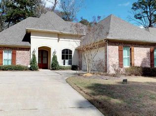 2436 Nottingham Rd, Jackson, MS 39211