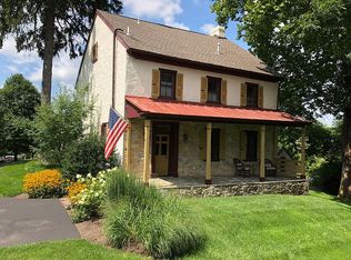 35 Knickerbocker Ln, Malvern, PA 19355